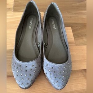 Maurice’s Gray Sparkle Flats